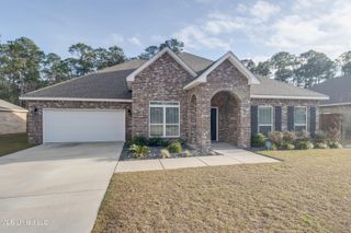 11673 Talla Drive, Ocean Springs, MS 39564