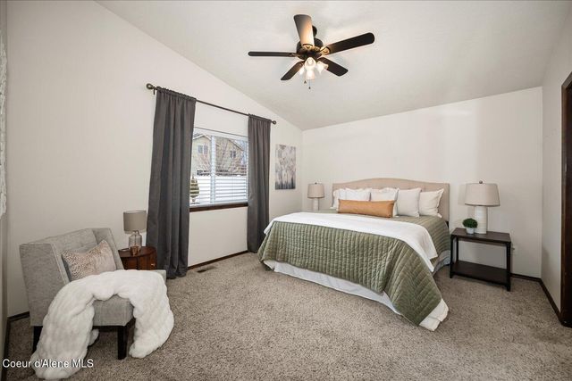 8263 N Woodworth ST, Post Falls, ID 83854