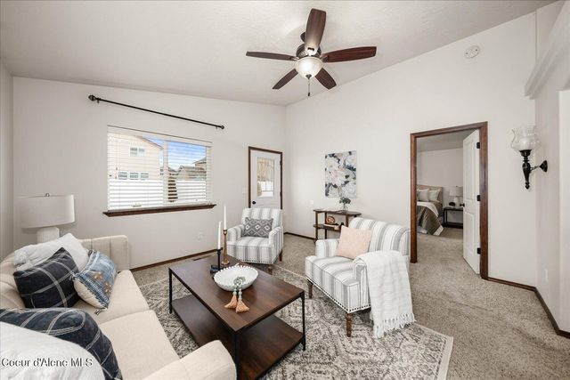 8263 N Woodworth ST, Post Falls, ID 83854