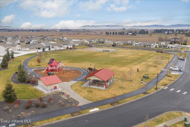 8263 N Woodworth ST, Post Falls, ID 83854