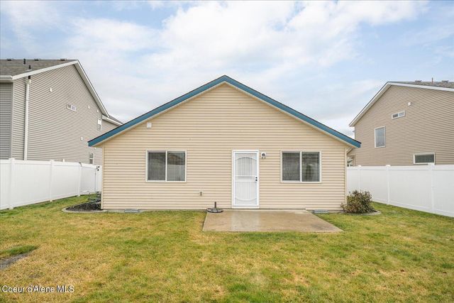 8263 N Woodworth ST, Post Falls, ID 83854