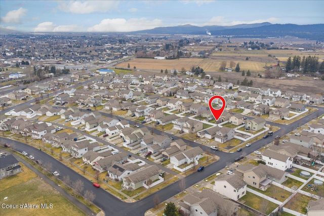 8263 N Woodworth ST, Post Falls, ID 83854