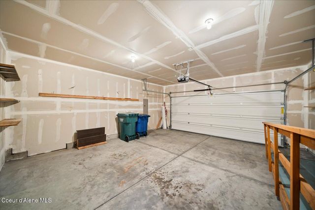 8263 N Woodworth ST, Post Falls, ID 83854