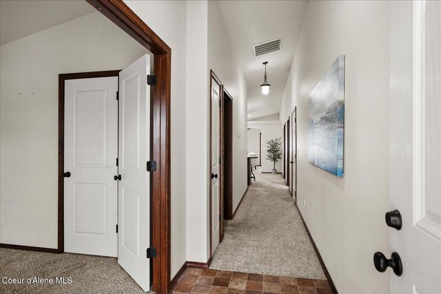 8263 N Woodworth ST, Post Falls, ID 83854