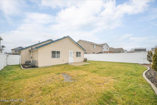 8263 N Woodworth ST, Post Falls, ID 83854