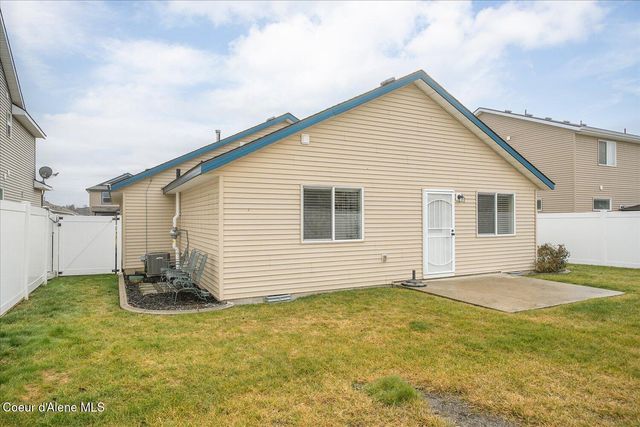 8263 N Woodworth ST, Post Falls, ID 83854