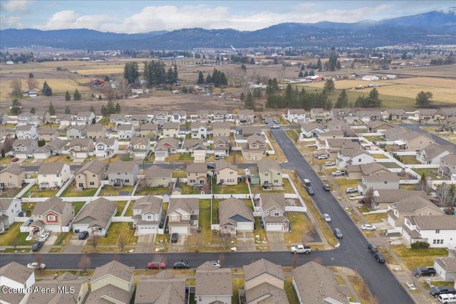 8263 N Woodworth ST, Post Falls, ID 83854