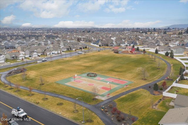 8263 N Woodworth ST, Post Falls, ID 83854