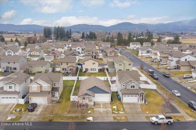 8263 N Woodworth ST, Post Falls, ID 83854