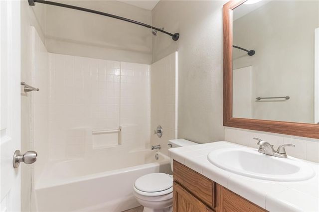 5625 Signal PT, Austin, TX 78724