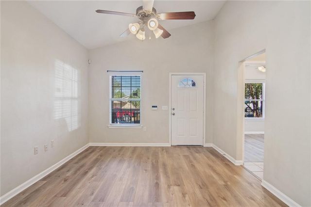 5625 Signal PT, Austin, TX 78724