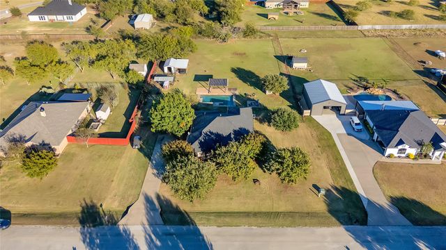 11008 Flores Trail, Crowley, TX 76036