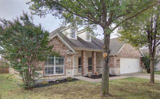 403 Stonegate Boulevard, Alvarado, TX 76009