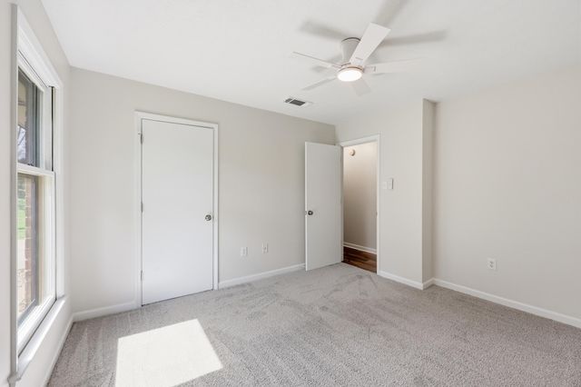 1624 Brentmoor Drive, Lexington, KY 40515