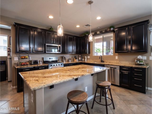 21424 W TERRI LEE Drive, Buckeye, AZ 85396