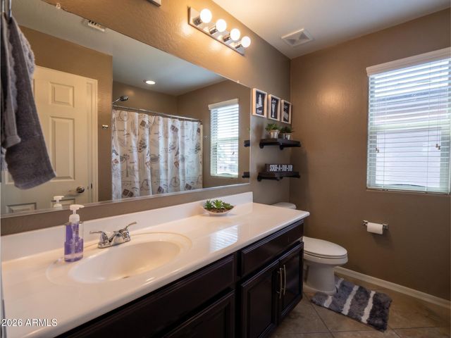21424 W TERRI LEE Drive, Buckeye, AZ 85396