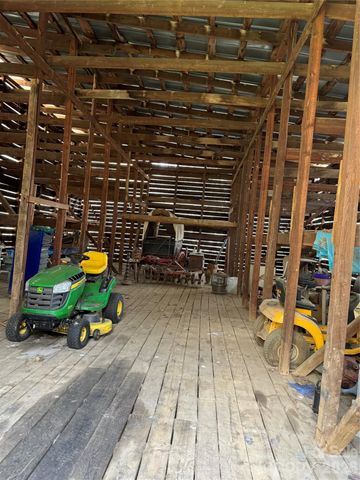 1820 Grapevine Road, Marshall, NC 28753