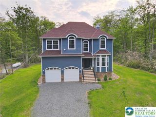 109 Forest Lake Drive, Penn Forest Twp, PA 18229