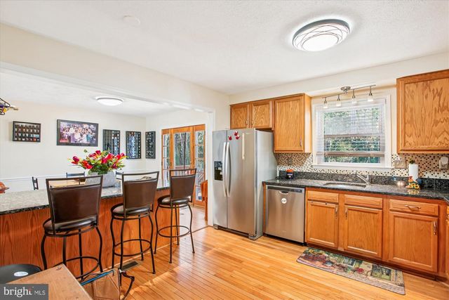 16039 FAIRWAY DR, Dumfries, VA 22025