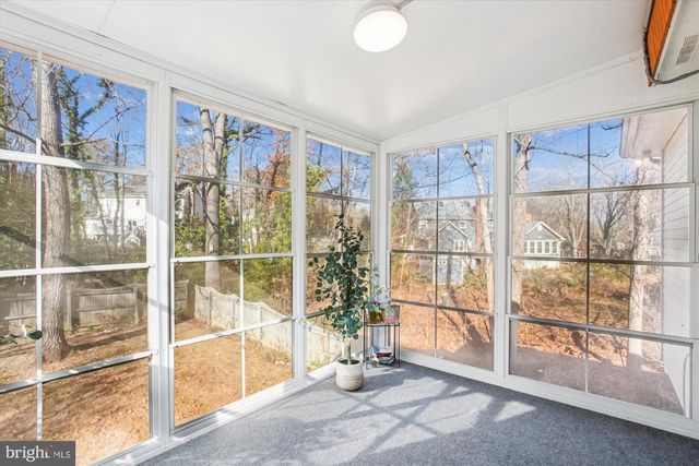 16039 FAIRWAY DR, Dumfries, VA 22025