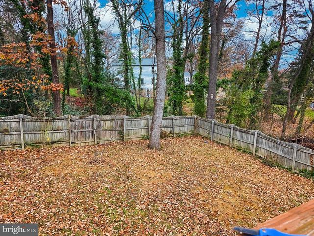 16039 FAIRWAY DR, Dumfries, VA 22025