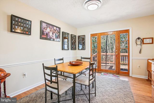 16039 FAIRWAY DR, Dumfries, VA 22025