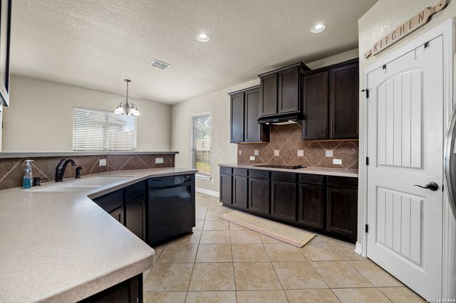 13900 Wenrich, Live Oak, TX 78233