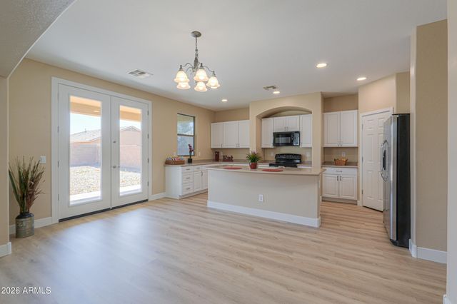 41615 W CHIMAYO Court, Maricopa, AZ 85138
