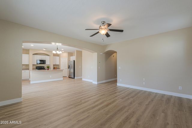 41615 W CHIMAYO Court, Maricopa, AZ 85138