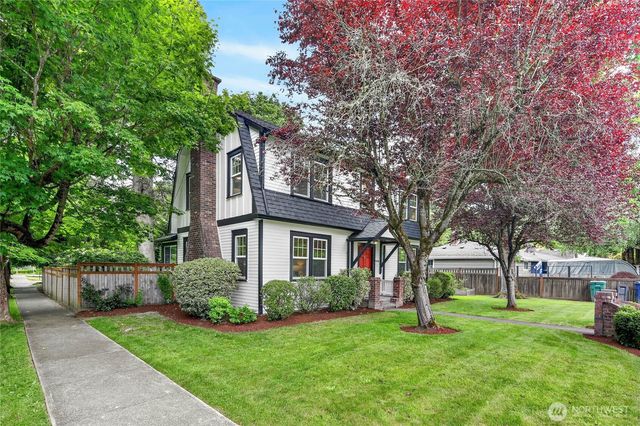 7876 Maple Avenue SE, Snoqualmie, WA 98065
