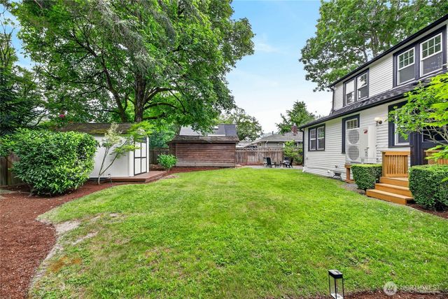 7876 Maple Avenue SE, Snoqualmie, WA 98065