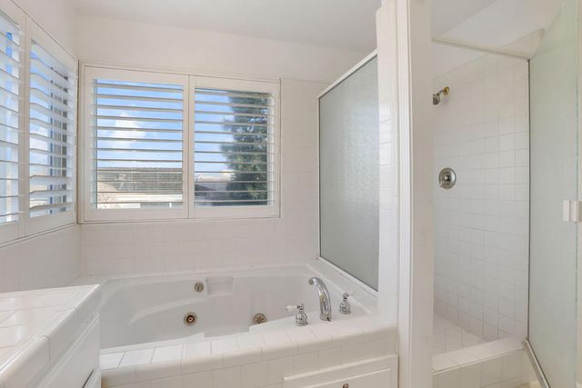 1040 Copper Park Ln, Modesto, CA 95355