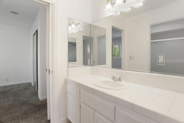 1040 Copper Park Ln, Modesto, CA 95355