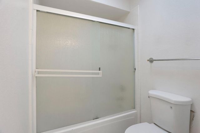 1040 Copper Park Ln, Modesto, CA 95355