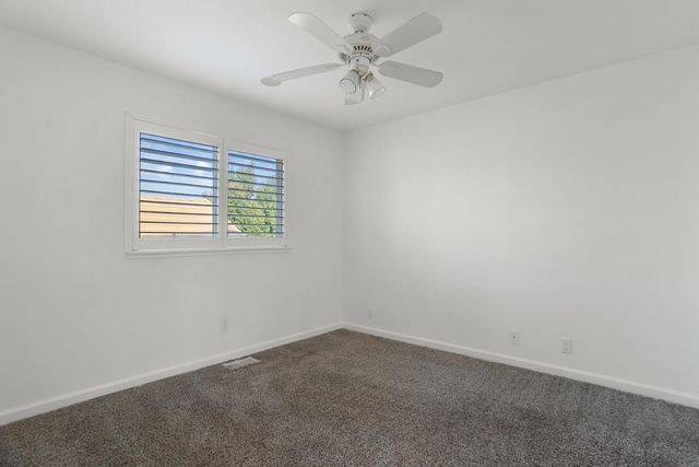 1040 Copper Park Ln, Modesto, CA 95355