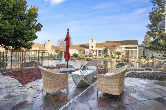 1040 Copper Park Ln, Modesto, CA 95355