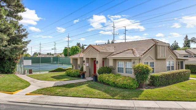 1040 Copper Park Ln, Modesto, CA 95355