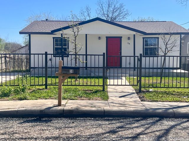 38 Carlota, San Antonio, TX 78228