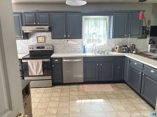 871 Brook Road, Hampton, CT 06247