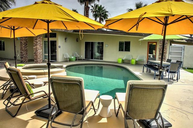 1443 N Vaquero Road, Palm Springs, CA 92262