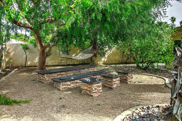1443 N Vaquero Road, Palm Springs, CA 92262
