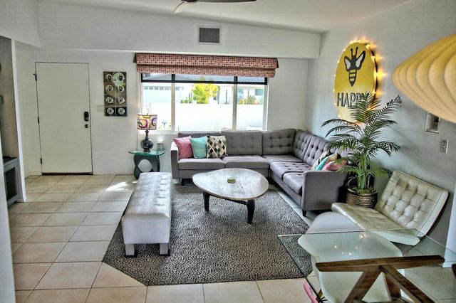 1443 N Vaquero Road, Palm Springs, CA 92262