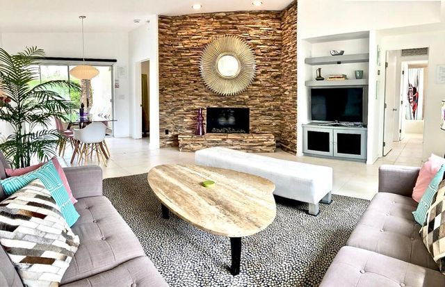 1443 N Vaquero Road, Palm Springs, CA 92262