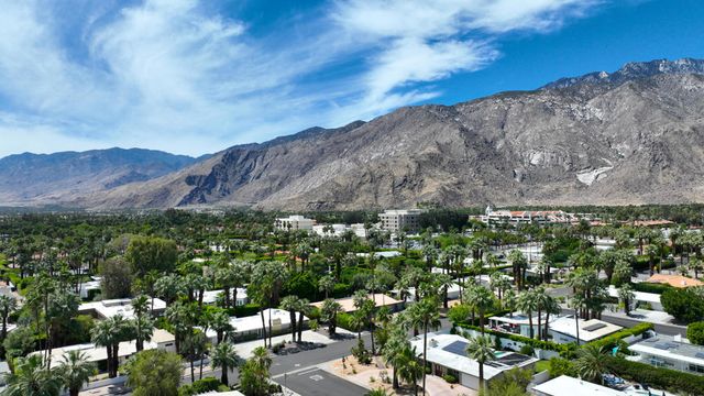 1443 N Vaquero Road, Palm Springs, CA 92262