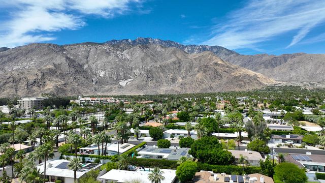 1443 N Vaquero Road, Palm Springs, CA 92262