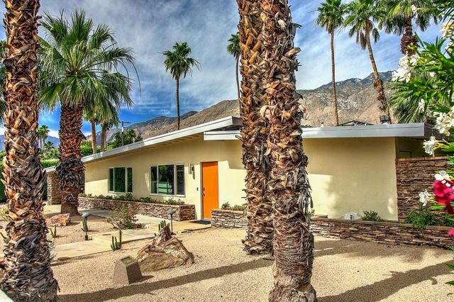 1443 N Vaquero Road, Palm Springs, CA 92262