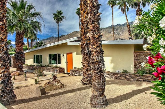 1443 N Vaquero Road, Palm Springs, CA 92262