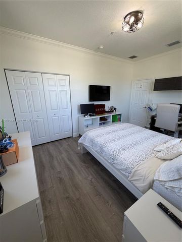 2824 SW 145th Court 2824, Miami, FL 33175