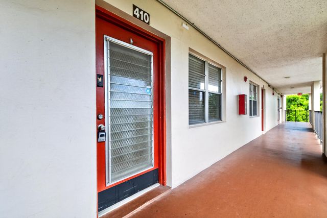 2600 NW 49th Avenue 410, Lauderdale Lakes, FL 33313