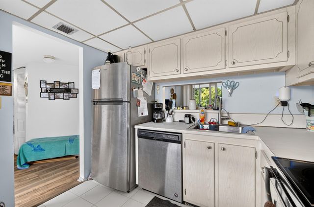 2600 NW 49th Avenue 410, Lauderdale Lakes, FL 33313